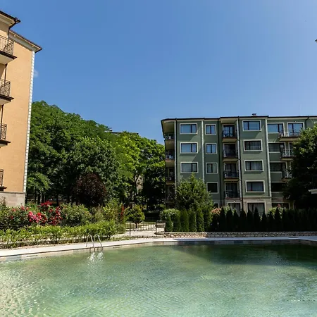 Lägenhet One-bedroom Premium Ii Saints Constantine and Helena