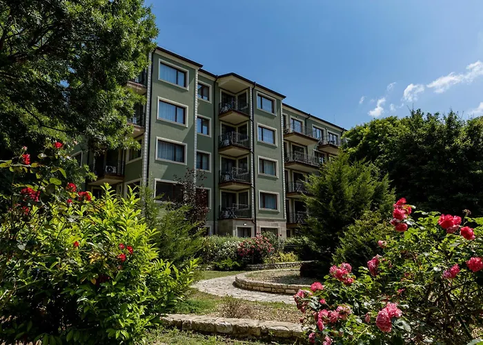 Family One-bedroom With Kitchen Daire Aziz Konstantin ve Elena